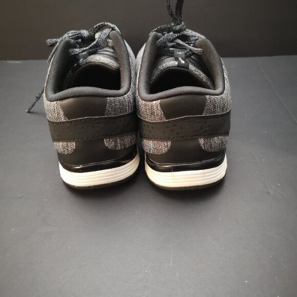 New Balance Cush Ladies Size 7.5 Grey & Black Lace Closure Sneakers - Picture 4 of 11